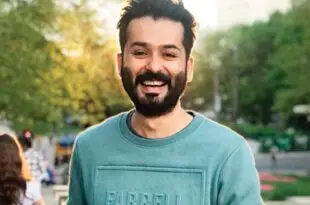 దురంధర్ సృష్టికర్త చుట్టూ తొలగని సస్పెన్స్