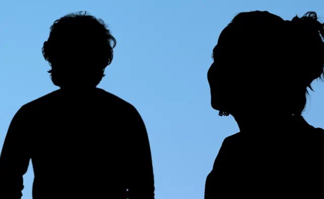 ఆ తెరవెనక బంధం ముగిసింది