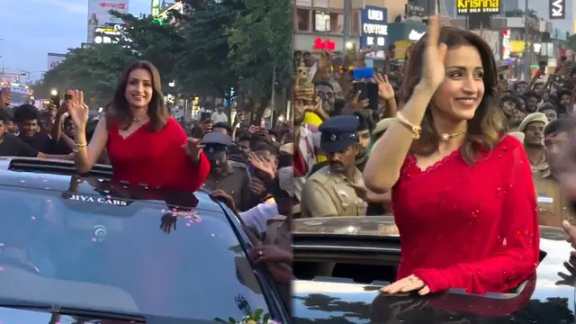 Trisha’s Roadshow Turns Political, But She Stays Silent