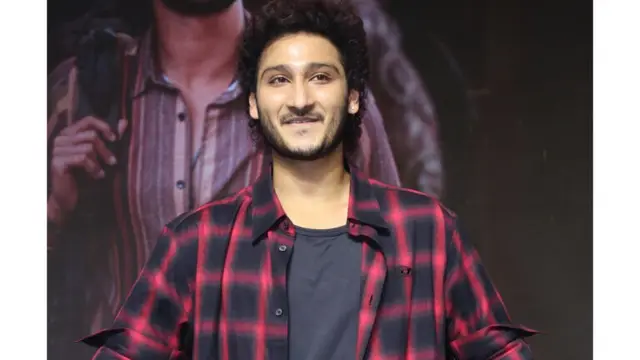 ‘బేబీ’ చేతిలో ఘ‌ట్ట‌మ‌నేని హీరో
